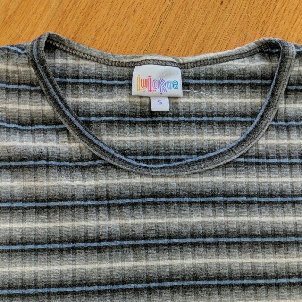 Luluroe shirt - Picture 2 of 3